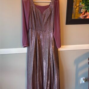 Elegant Mauve Sparkle Evening Dress
